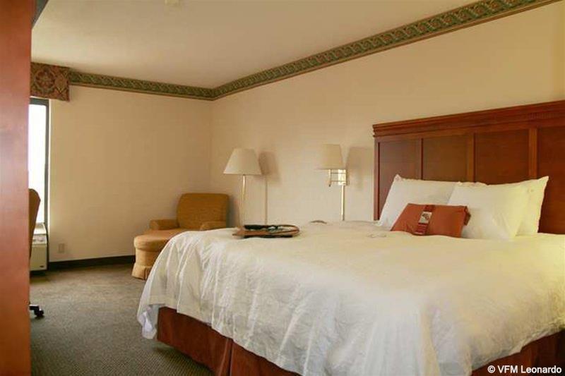 Hampton Inn Corinth Pokoj fotografie